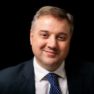 Itamir_Caciatori_Junior_-_MBA_Financas-e1730939737391