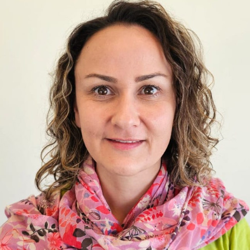 Caroline Uniga 4 docente-Caroline-Uniga